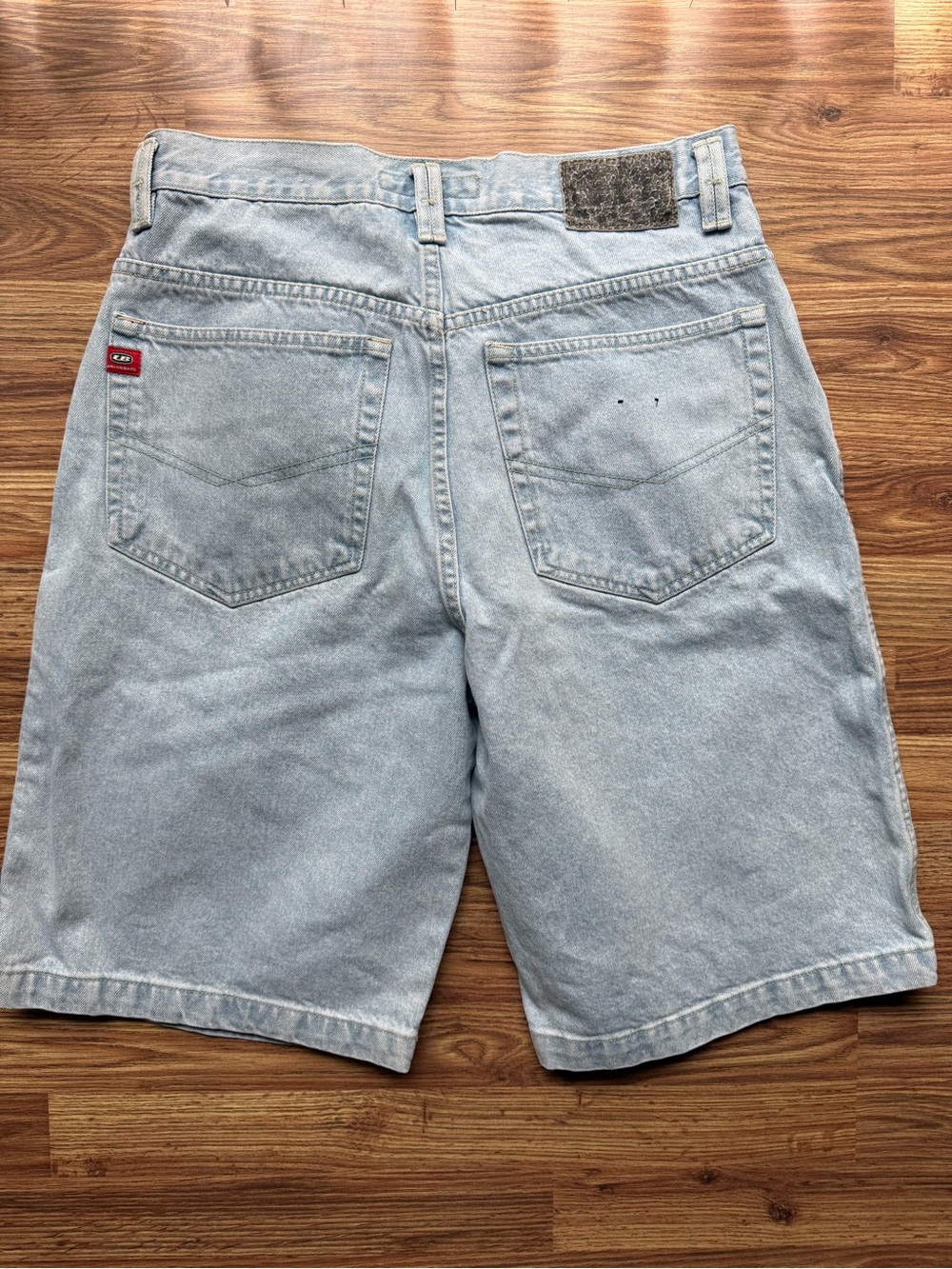 Vintage Light Blue Men's Denim Shorts 34’